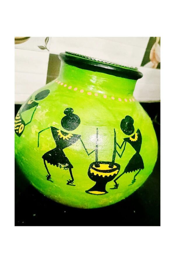 DANCING FIGURES TRADITIONAL POT
